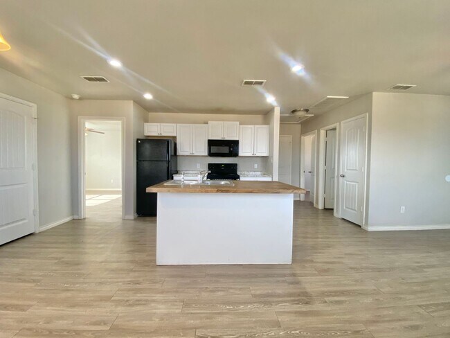 Photo - Great 3 bed 2 bath rural rental now available.