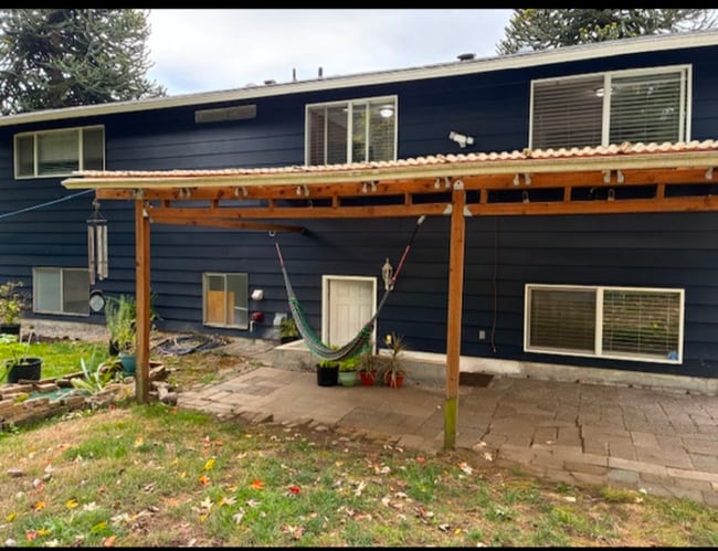 Photo - 874 Marvin Rd SE