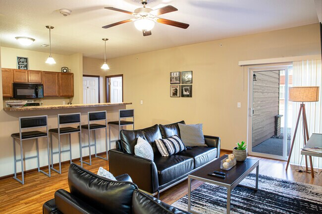 Prairie Pointe Student Living