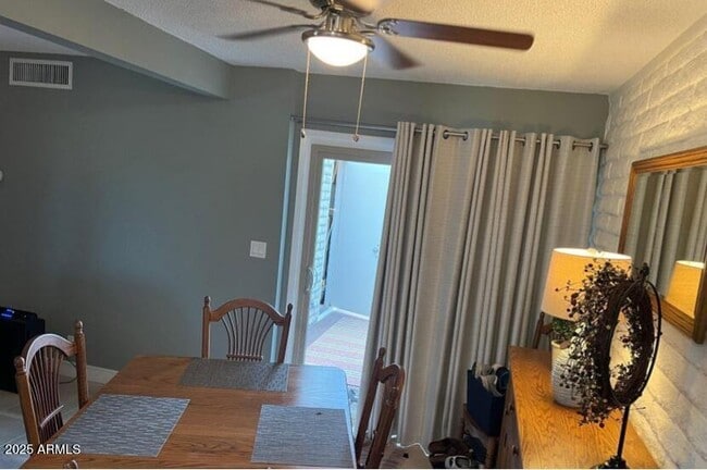 Photo - 5518 E Lindstrom Ln