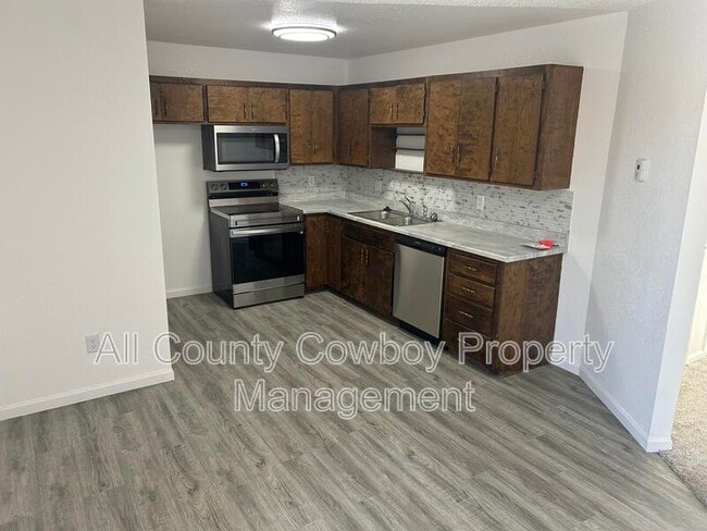 Photo - 4210 E Comanche Dr