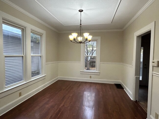 Photo - 3 bedroom 1 bath home in Moline