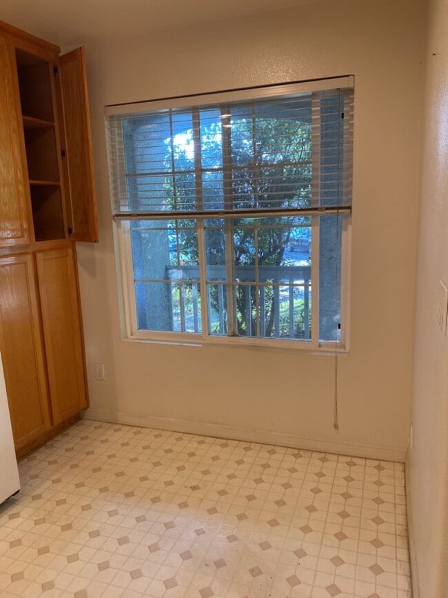Photo - Fantastic 2 Bedroom 2.5 Bath Available September 1st