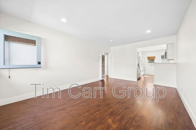 Photo - 1802 Coral Pl