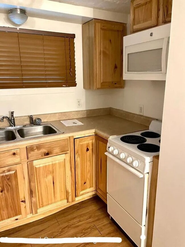 Photo - 5258 N State Rd 37 Business