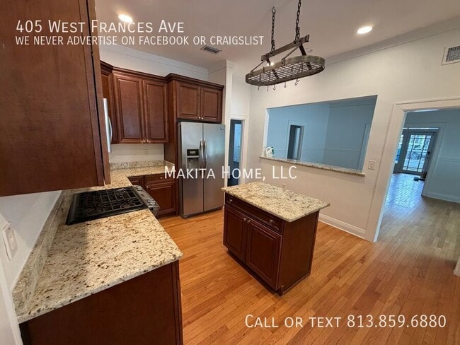 Photo - 405 W Frances Ave