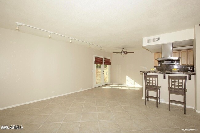 Photo - 10420 N 11th Pl