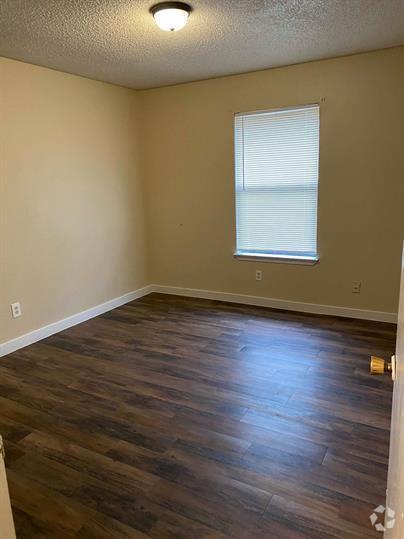 Building Photo - 139 Elm St Unit 304 Rental