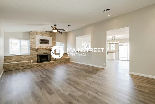 Photo - 4 Bedroom Pet-Friendly Home in LAS VEGAS, NV with Main Street Renewal