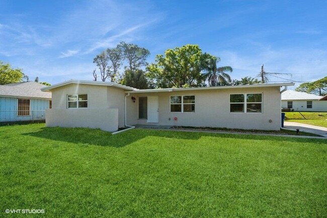 Photo - 7645 58th Ave House
