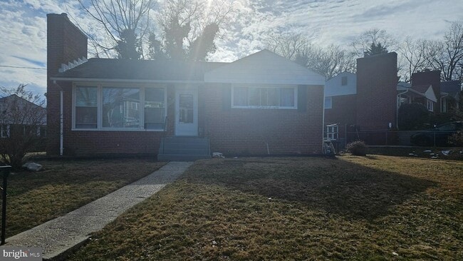 Building Photo - 10404 Insley St