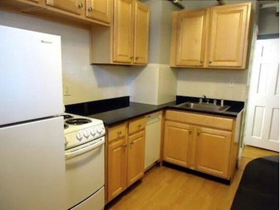 Photo - 239 Commonwealth Ave Unidad 12