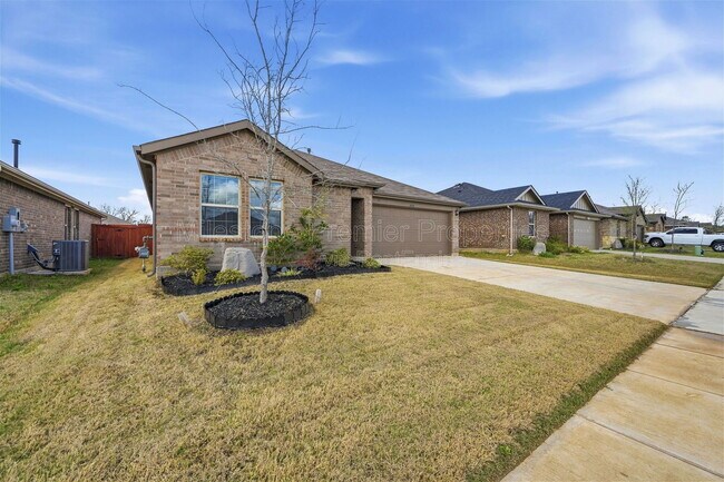 Photo - 2428 Montgomery St