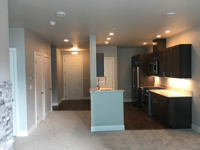 Photo - 4961 Main St Unit 418