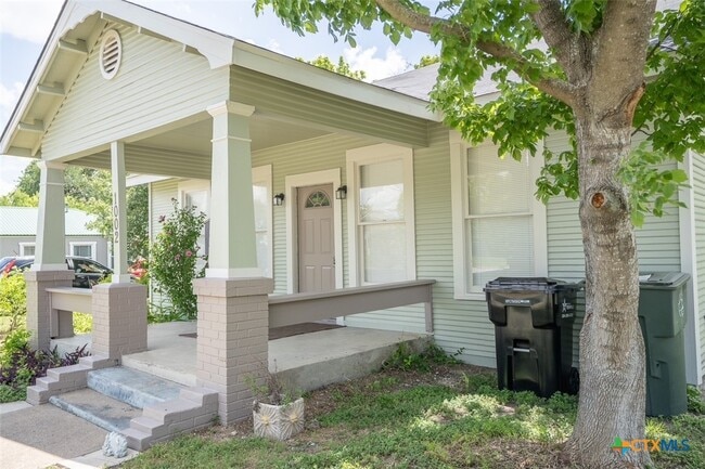 Photo - 1002 S 13th St