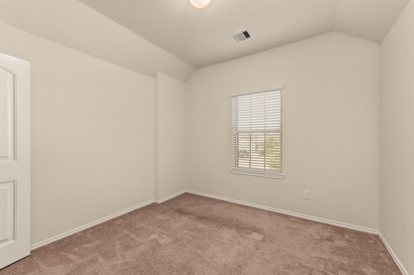 Photo - 3715 White Gardenia Ln