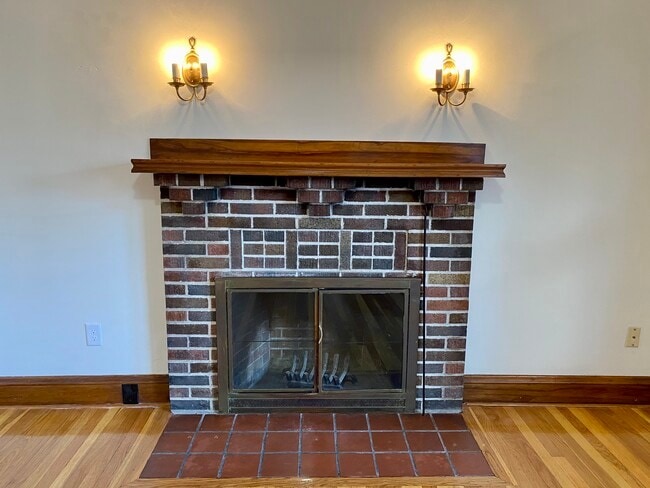 Photo - 9 Jonathan St Unit 1