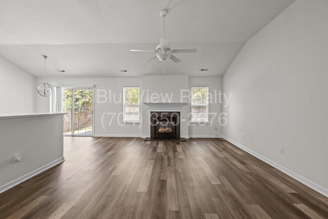 Photo - Beautiful Ranch House with 3 bed 2 bath ( Ballantyne area )