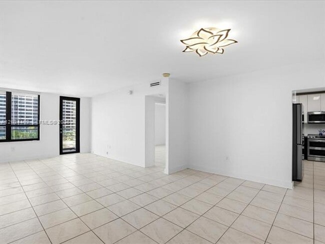 Photo - 10185 Collins Ave Unit 10185 Collins Ave # 703
