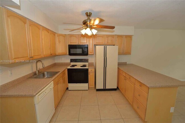 Photo - 1120 102nd St Unit 6