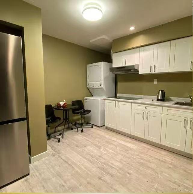 Photo - 15447-1537A 37a Ave