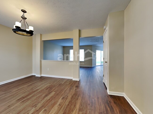 Photo - 6540 Black Forest Ct