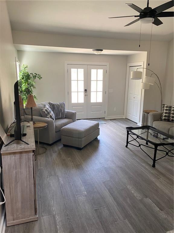 Photo - 1608 Willie Dr