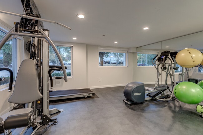 Photo - Sir Gallahad Apartment Homes