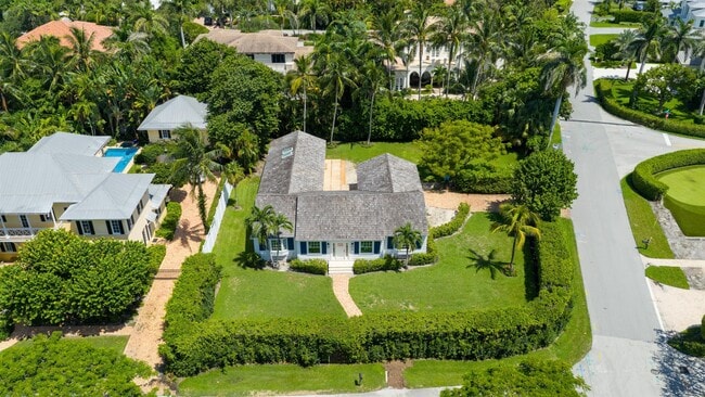 Photo - 1017 Tamarind Rd