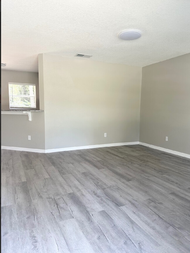 Photo - 7417 Savannah Ln