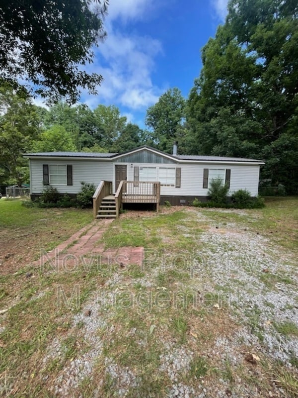 Photo - 105 Holly Dr