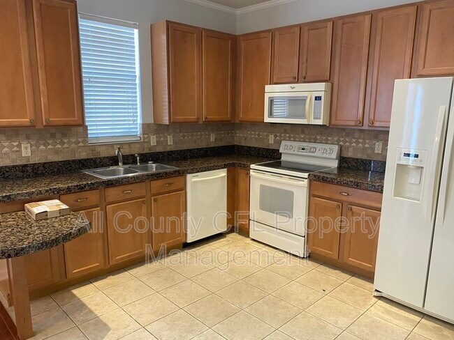 Photo - 14155 Mailer Blvd