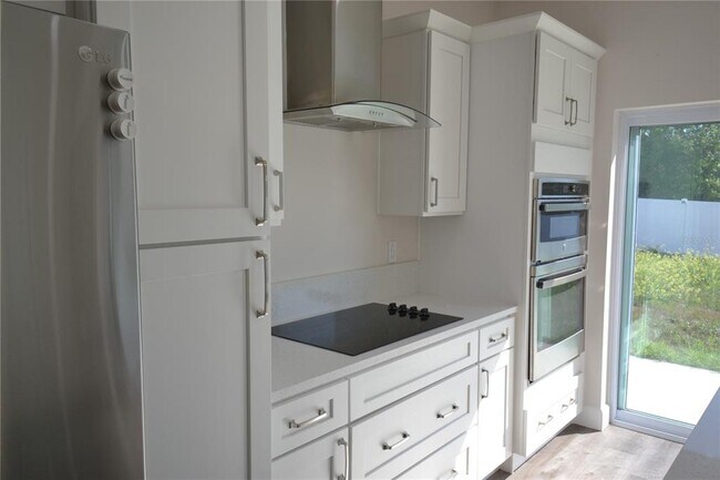 Photo - 6474 Taylor Ct