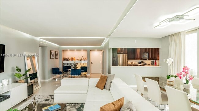 Photo - 5750 Collins Ave Unidad 7A