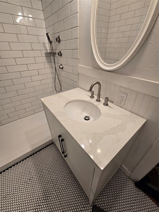 Photo - 3106 Stonewall St