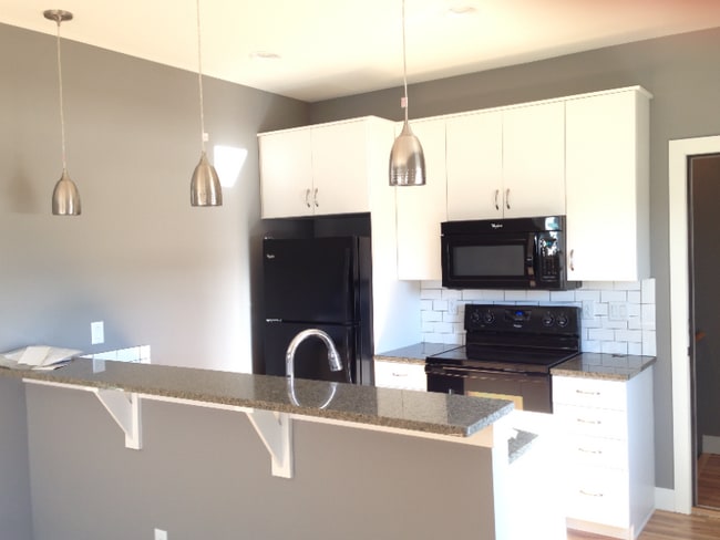 Photo - 363 Cajetan St