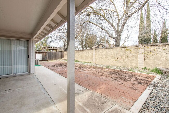 Photo - Charming 3-bedroom 2 bathroom Home