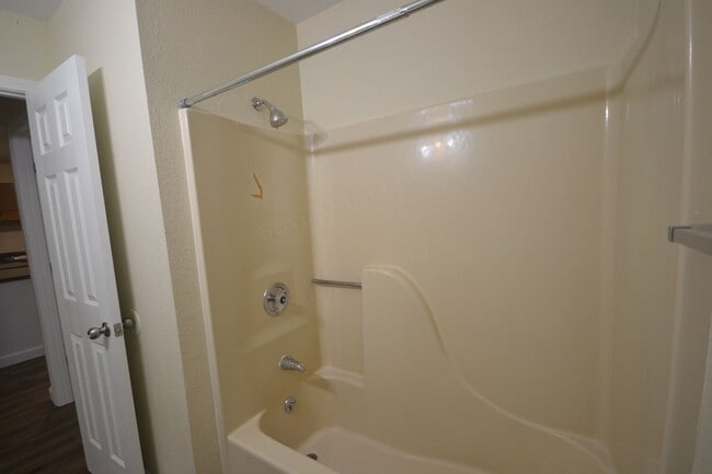 Photo - Bearcat Apartment Unidad 8