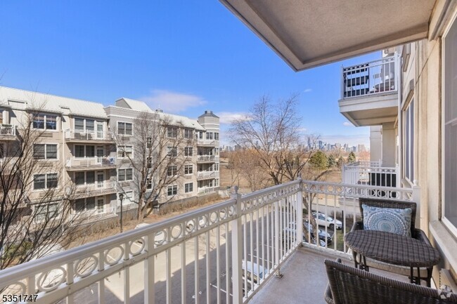 Building Photo - 30 Freedom Way Unit 301 Rental