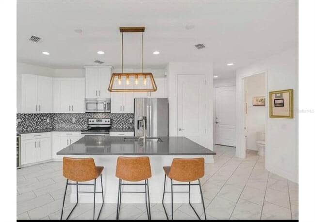 Photo - 14058 Swanley St
