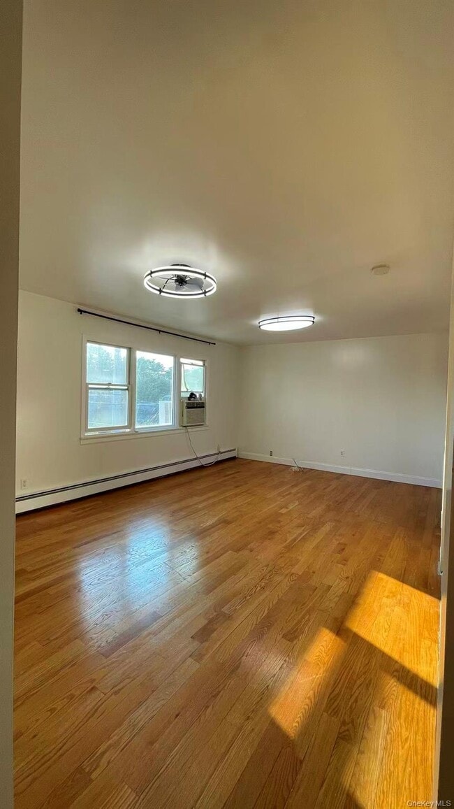 Photo - 133 Railroad Ave Unit 2nd Floor