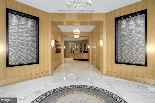 Building Photo - 155 Potomac Passage Unit 225