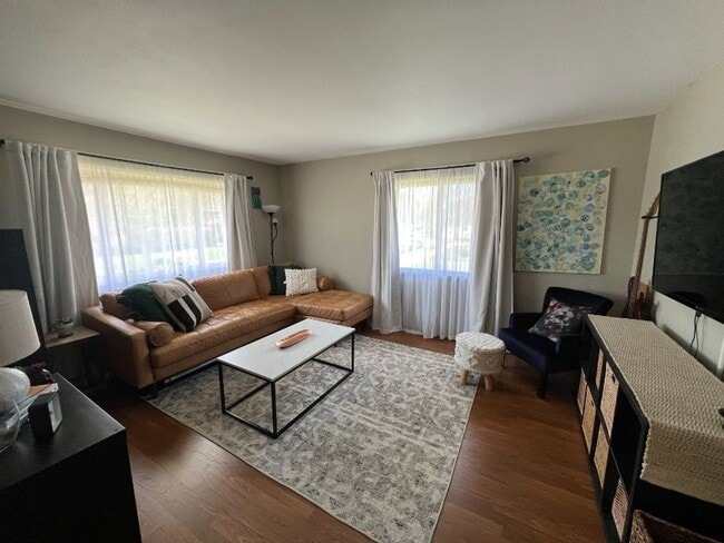 Photo - 3642 E Lunham Ave