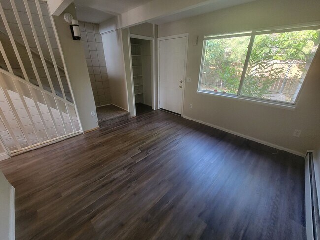 3574 Broadway