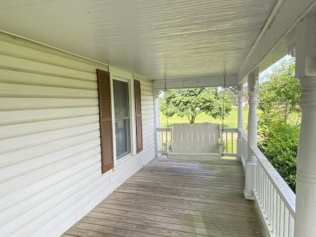 102 North View Dr