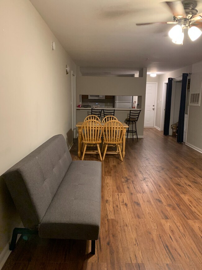 Room in Condo on University Ct