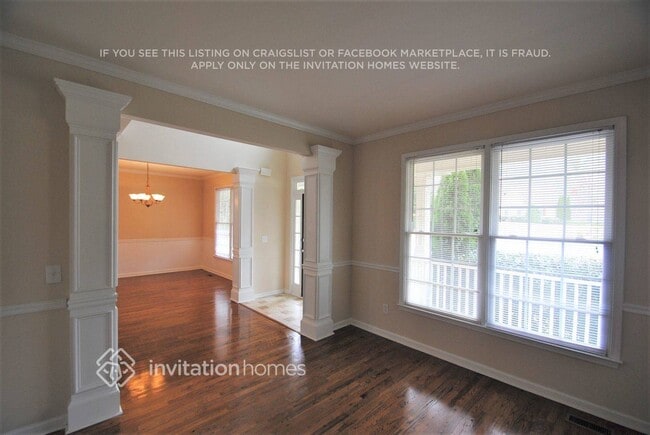 Photo - 307 Oakwind Way