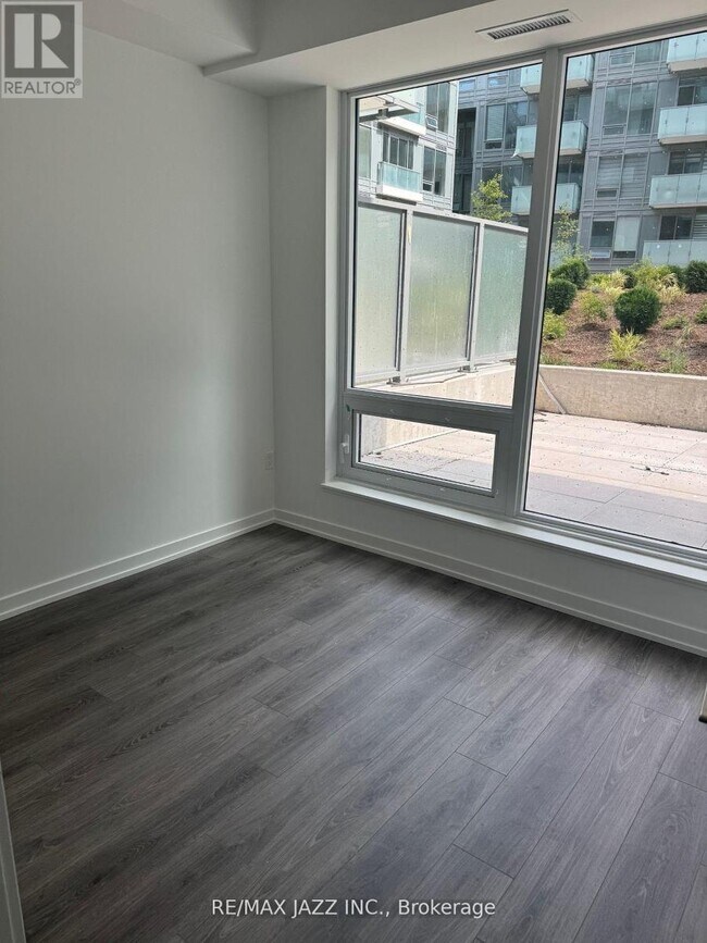Photo - 7 Golden Lion Heights Unit 334