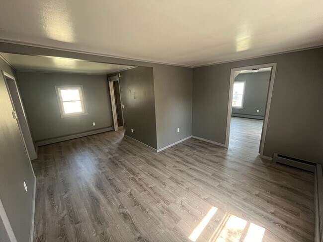 12 Cypress St Unidad 2nd Floor