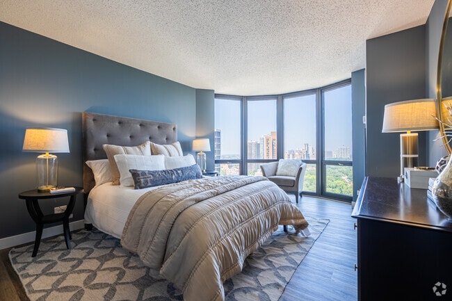 2BR, 2BA - 1,175SF - Primary Bedroom